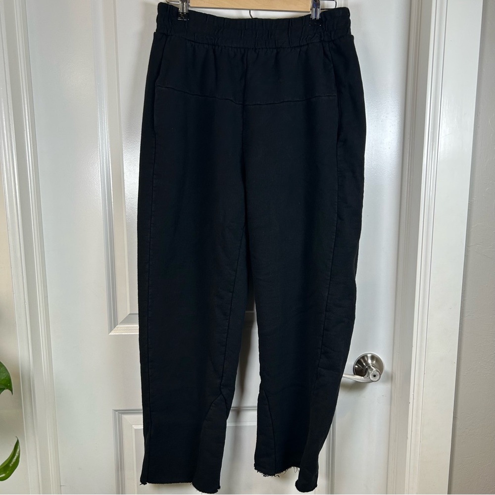 FRAME Black‎ Cotton Bubble Leg Sweatpants Cropped Raw Hem Women’s Size XL